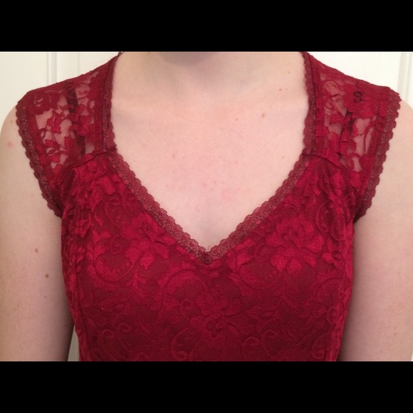 Dresses & Skirts - Burgundy formal dress Dresses & Skirts - Burgundy formal dress